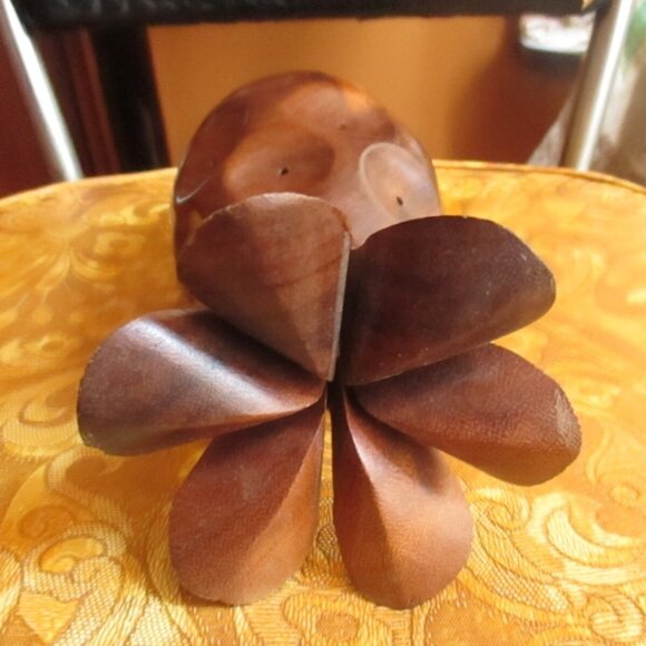 Vintage MCM Monkey Pod Carved Wooden Pineapple Toothpick Appetizer Holder 8" - Picture 5 of 9